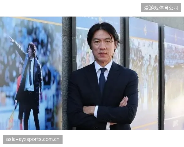 韩国队以不败战绩锁定世界杯席位,洪明甫治下展现强大稳定性。 韩国队以不败战绩锁定世界杯席位,洪明甫治下展现强大稳定性。